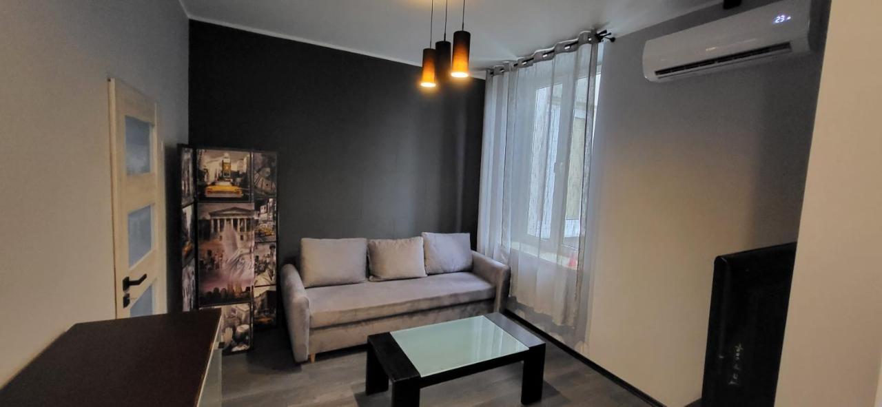 Appartement Apartament Pod Wieza à Piotrków Trybunalski Extérieur photo